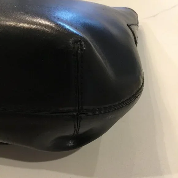 Etro Black Leather Shoulder Bag - Picture 10 of 12